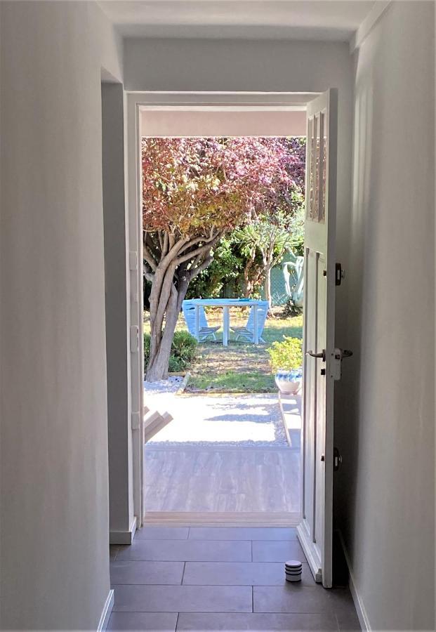 Appartement Rez De Villa Proche Port Et Plages De Sanary ภายนอก รูปภาพ