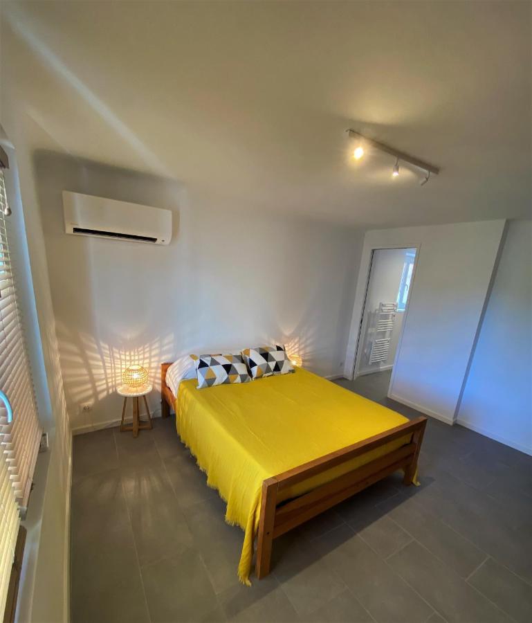 Appartement Rez De Villa Proche Port Et Plages De Sanary ภายนอก รูปภาพ