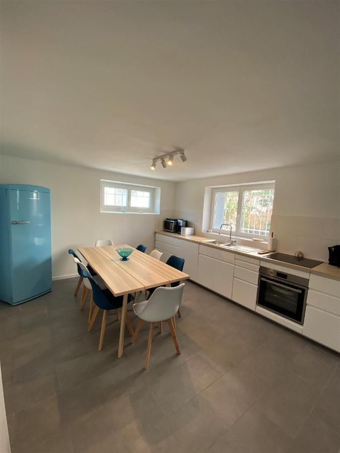 Appartement Rez De Villa Proche Port Et Plages De Sanary ภายนอก รูปภาพ