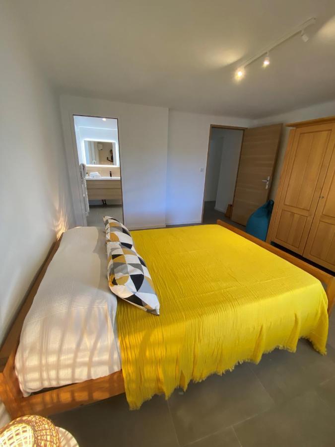 Appartement Rez De Villa Proche Port Et Plages De Sanary ภายนอก รูปภาพ