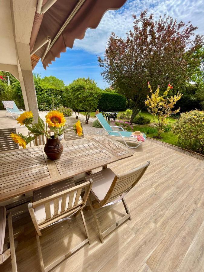 Appartement Rez De Villa Proche Port Et Plages De Sanary ภายนอก รูปภาพ